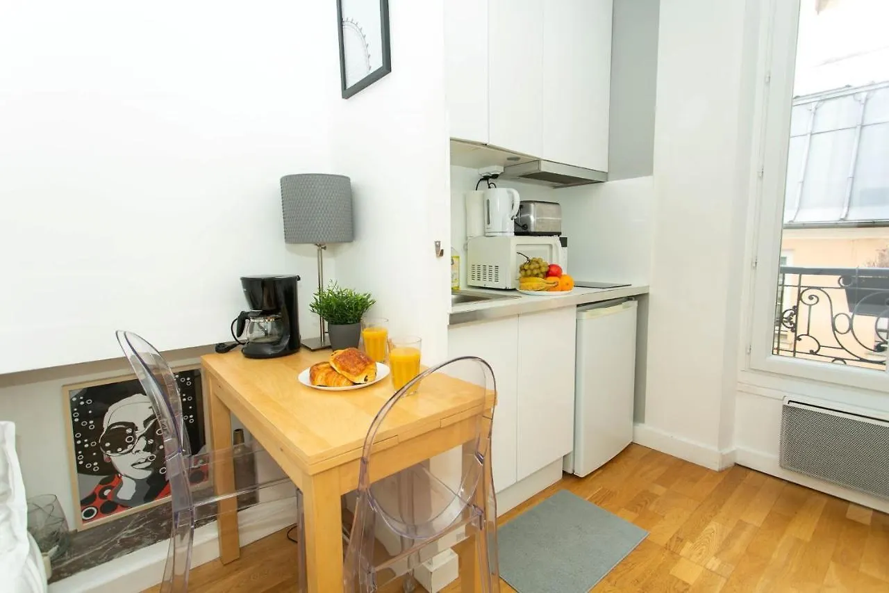 Parmentier - Republique Studio City Apartment Paris 0*,